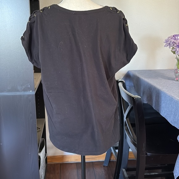 Michael Kors Women’s XL Black Laced Shoulders Logo Tee Shirt - Picture 3 of 7
